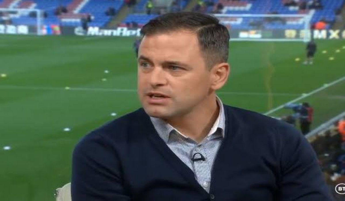 Joe Cole reveals the former Manchester United coach that should still be in charge of the club. It’s not Solskjaer, Mourinho or Van Gaal
