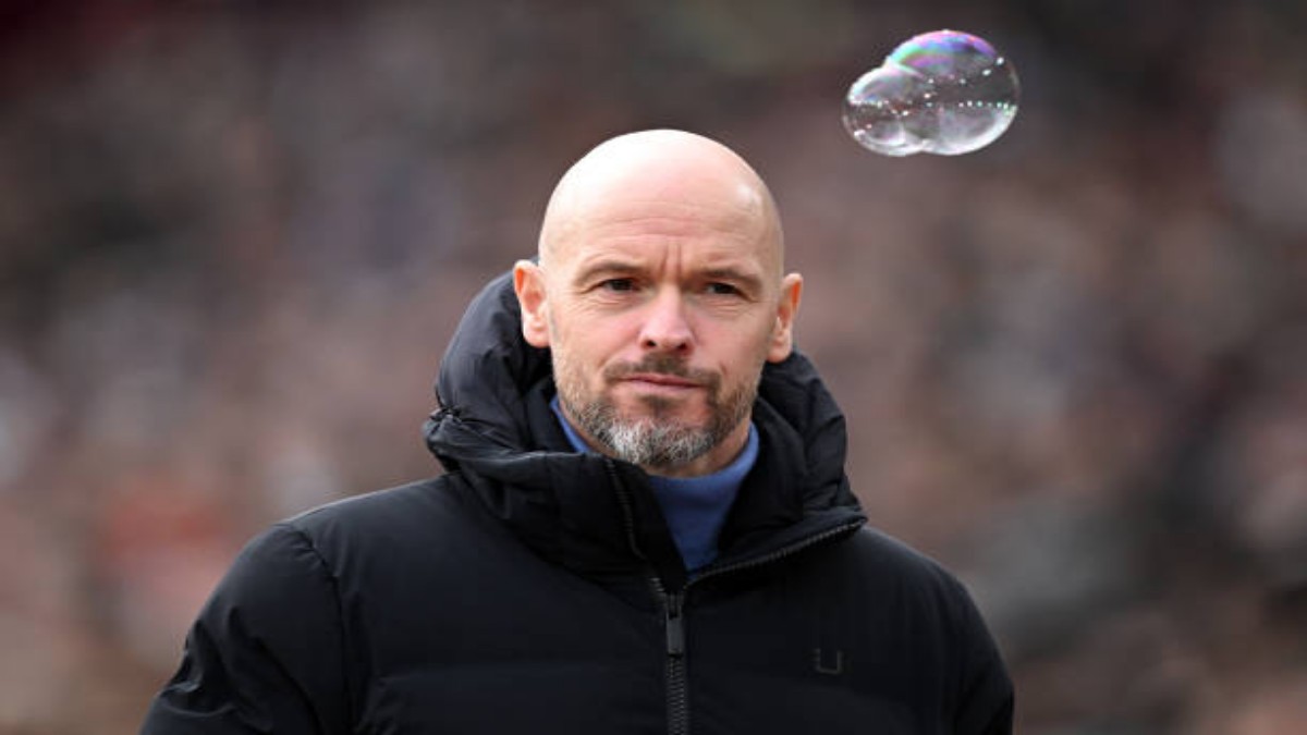 Promising Manchester United winger leaves club on loan after dig at Ten Hag
